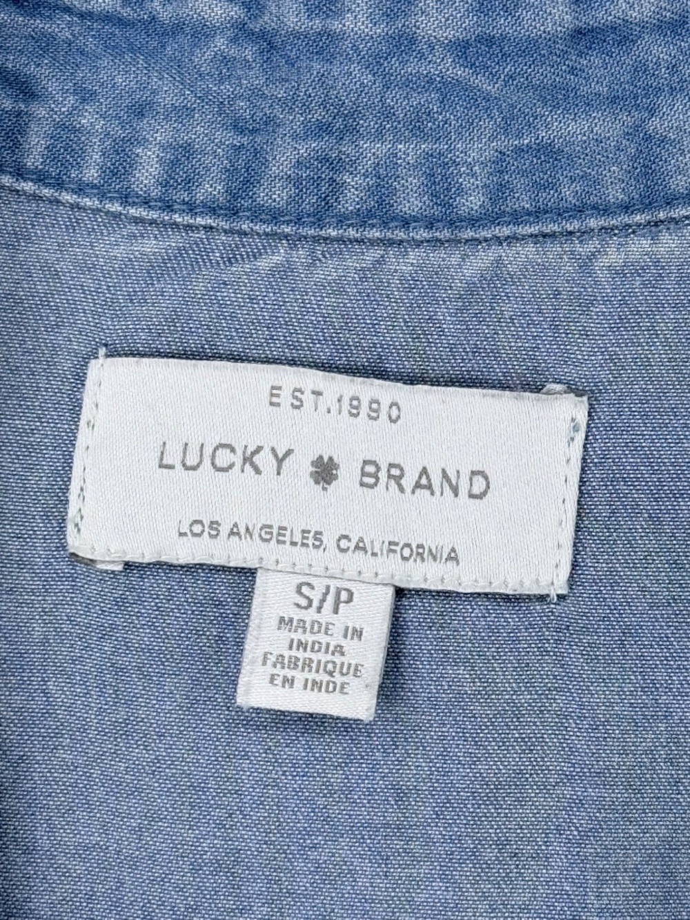 Lucky Brand Split Back Tencel Chambray Button Down Shirt Blue Small EUC - Picture 3 of 7